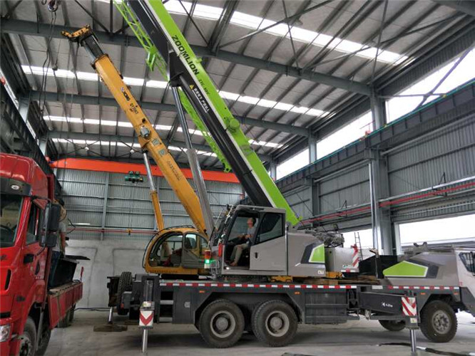 尤溪县高空车出租需要注意哪些安全事项？